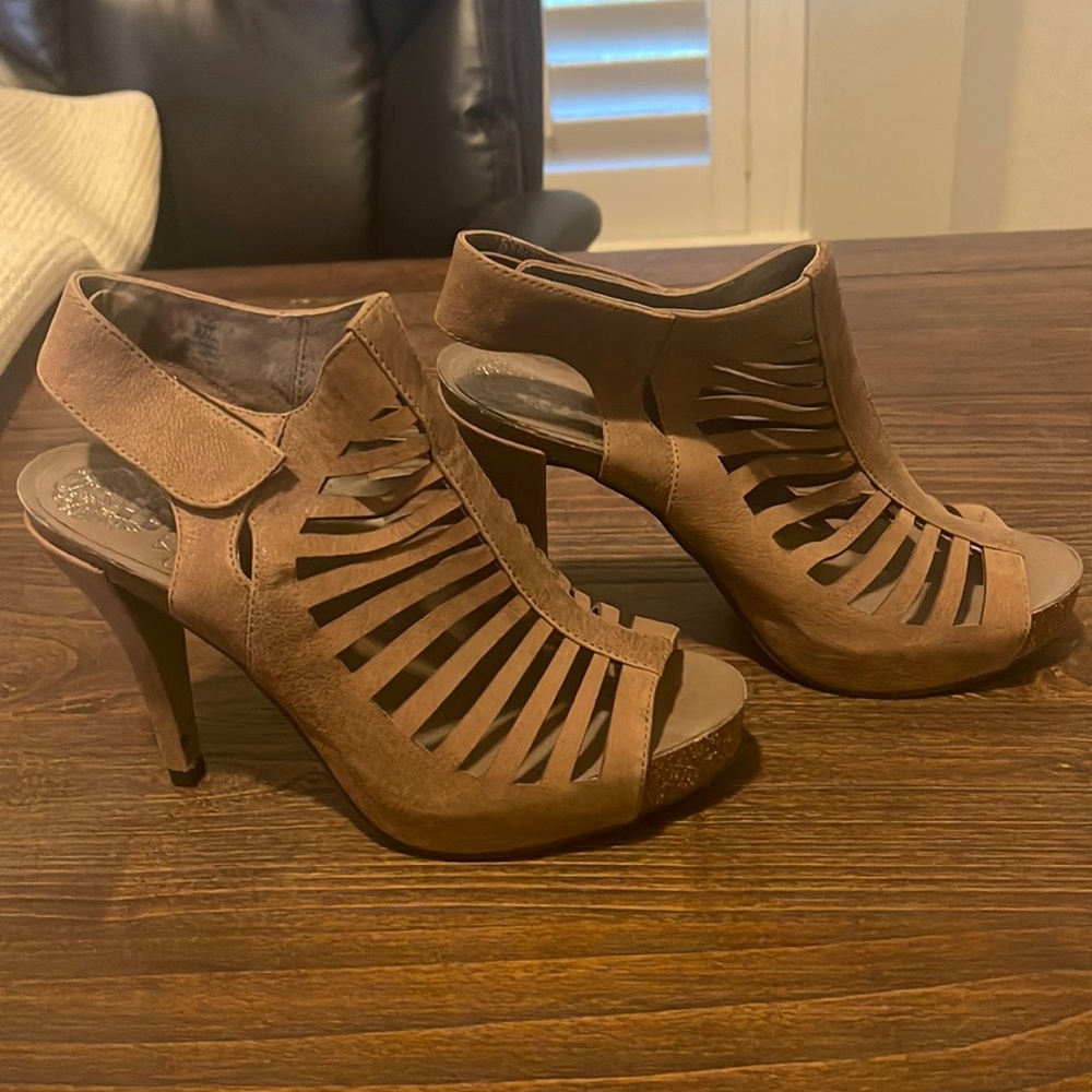 Vince Camuto, Light Brown, Size 7.5